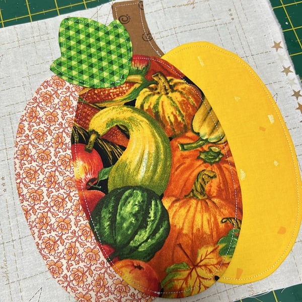 Appliqué Quilting Activity Box, September 