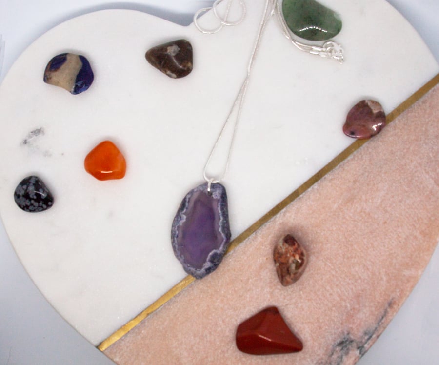 Small Amethyst Agate Necklace