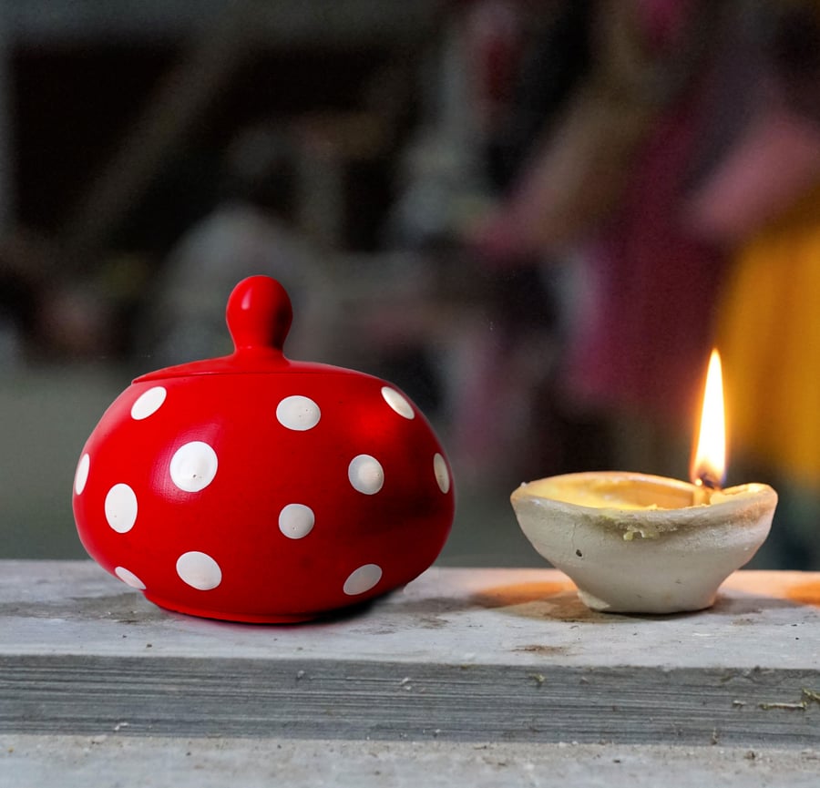 Toadstool Design Jesmonite Pot - Storage, trinket jar.   Woodland Theme. 