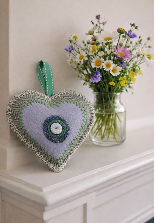 Lavender filled heart (FH 13)