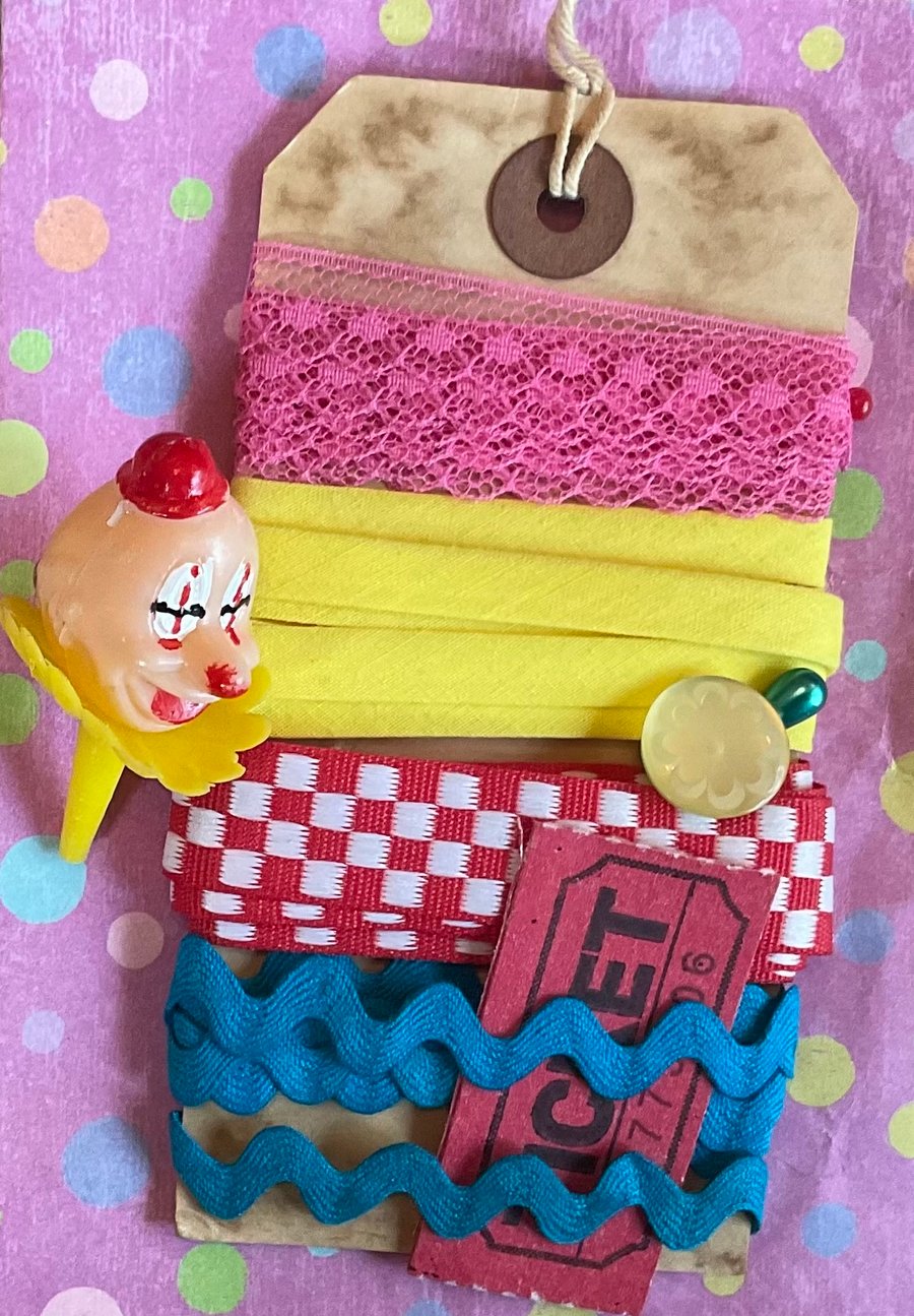 Vintage trim lace ric rack etc on a tag! Lovely gift ….with surprise freebie!