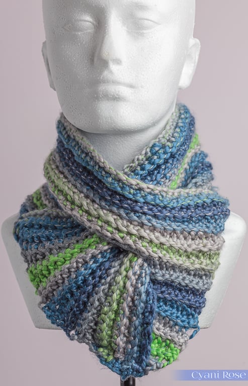 scarf neckwarmer cowl Crochet snuggly cosy vegan handmade 
