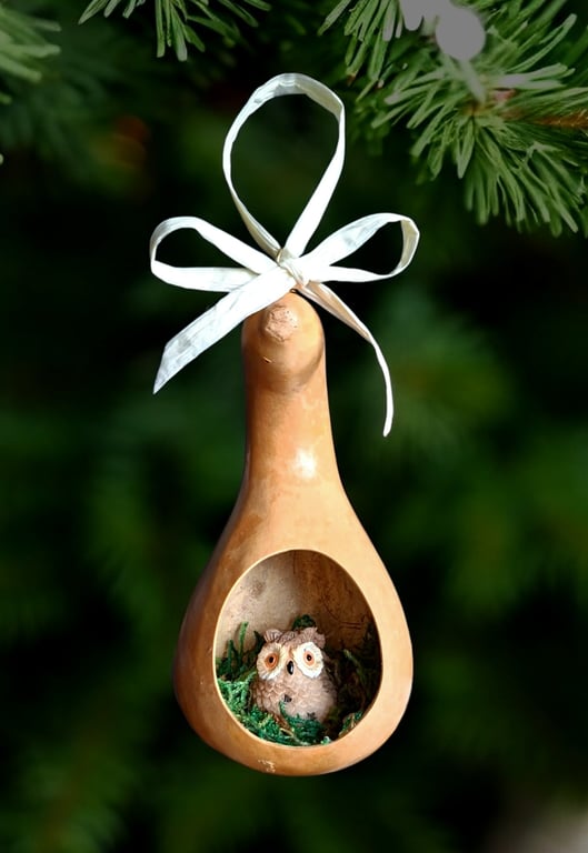 Owl in Gourd Bauble - Rustic Christmas 