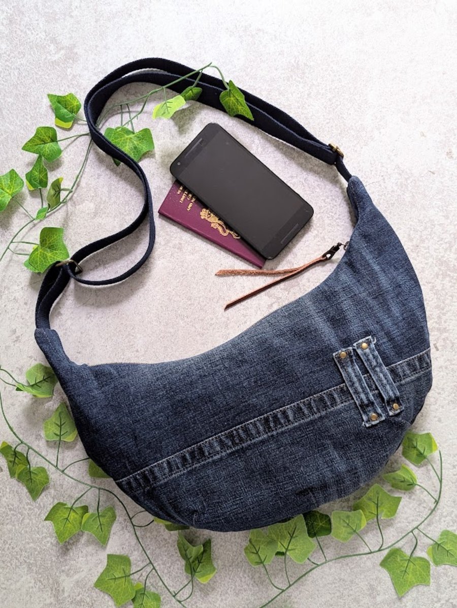 Upcyled Demin Sling Bag or Dumpling Cross Body Bag Recycled Jeans Bag Cat Lining