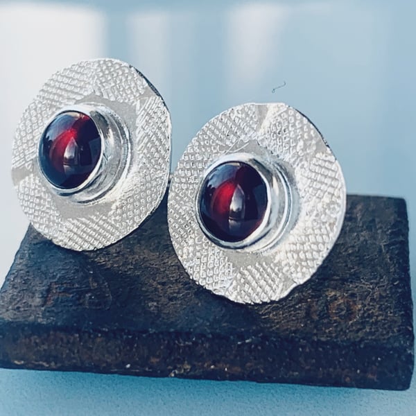 Recycled Sterling Silver Garnet Textured Disc Stud Earrings