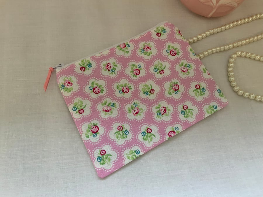 Zipped Purses, Pouch, Small Cosmetic Bag, Accessory Purse, Floral