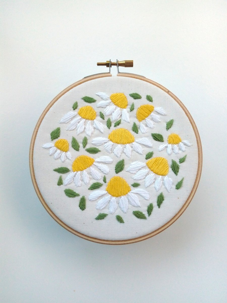 Daisy Hand Embroidered Hoop Art