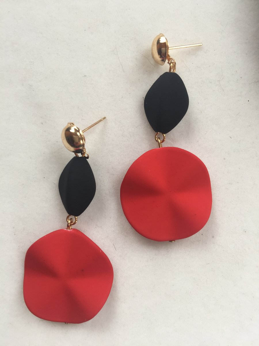Red 'Dustbin Lid' Style Retro Dangle Earrings 