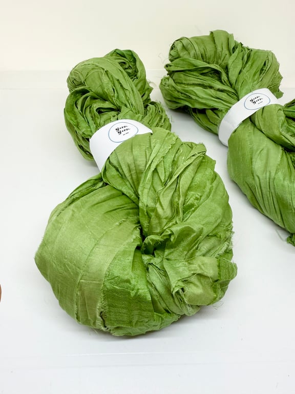 Sari silk ribbon in green, weaving, crochet, fibre arts, 5m