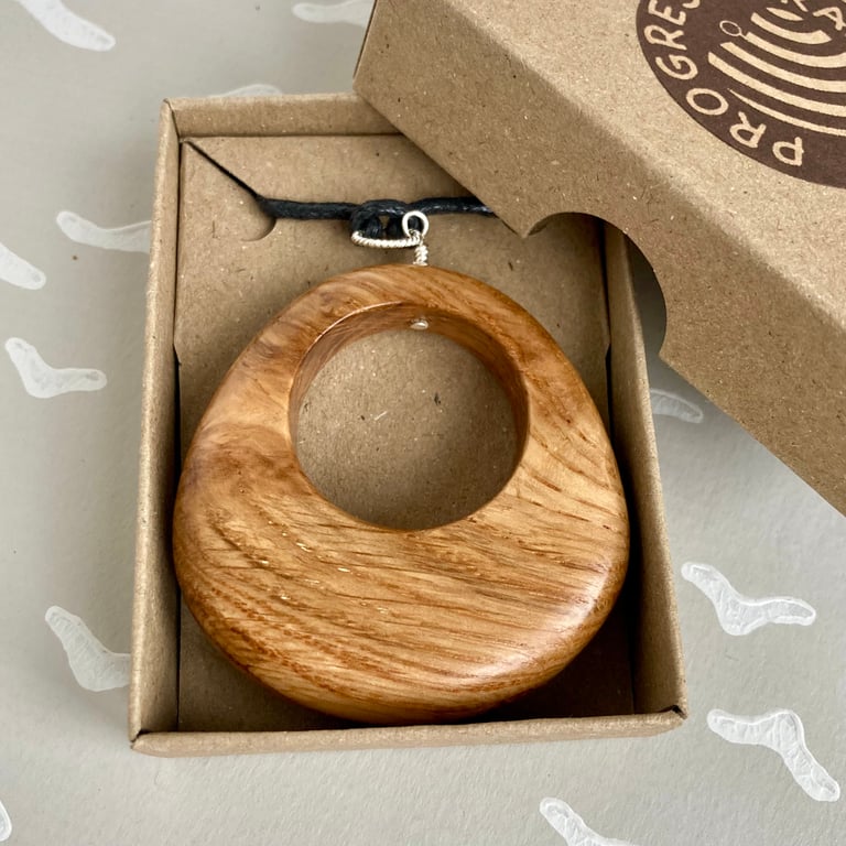 Chunky, beautifully grained oak pendant necklace - I was a lonely off cut