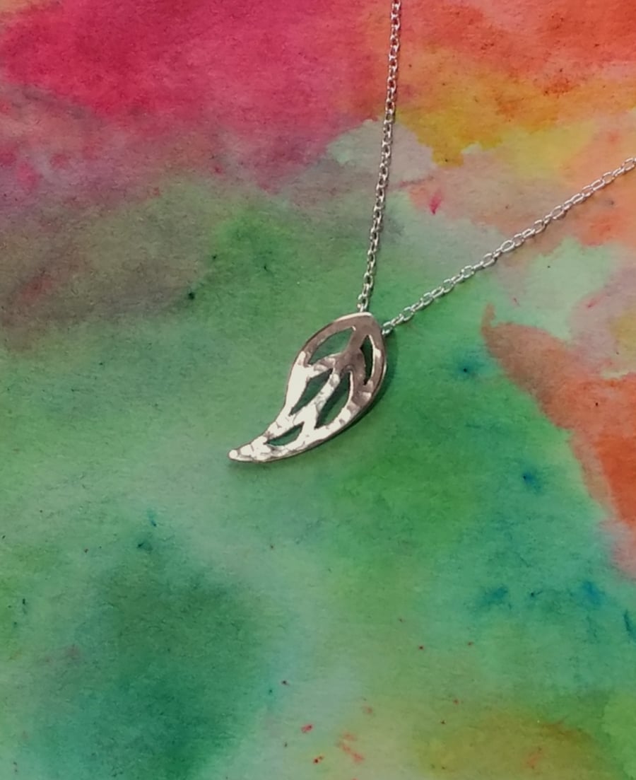 Textured Teardrop Leaf Silver Pendant with Sterling Silver 16" Trace Chain