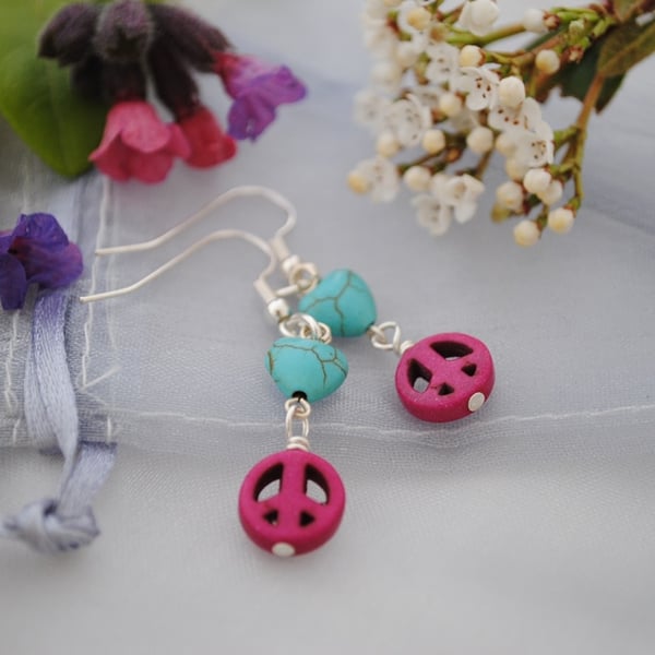 Peace & Love earrings 