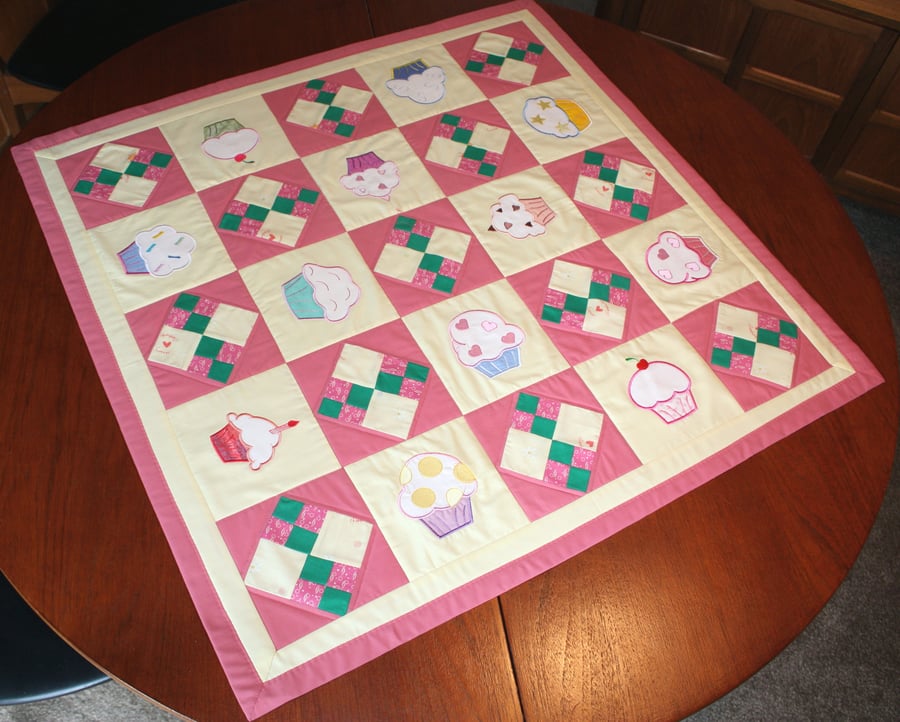Quilted Table Topper - Cupcakes for Tea