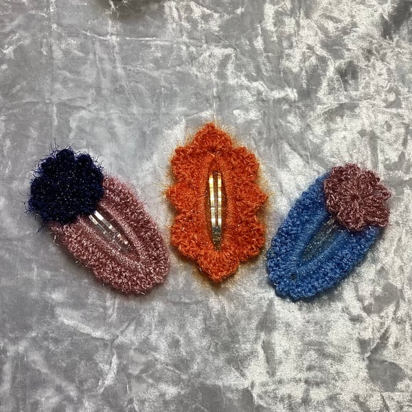 Crochet hair clips x 3