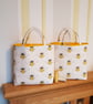 Gift bag: bees - Image 1