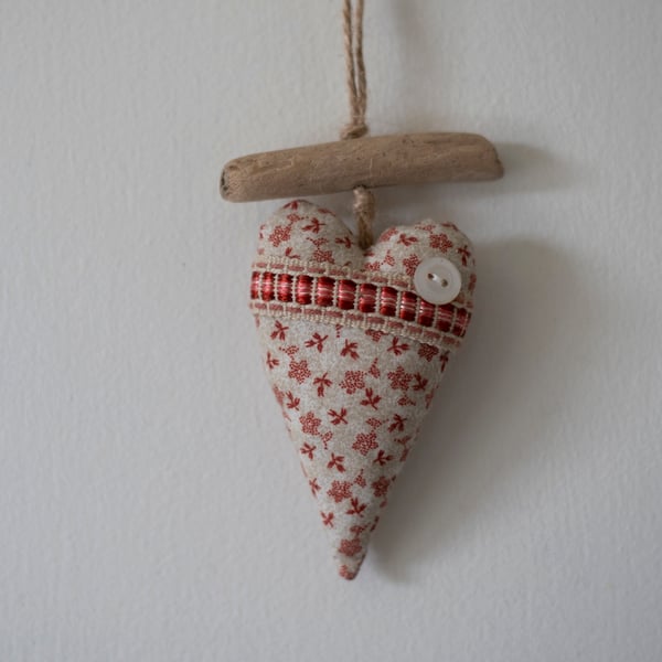 Driftwood Hanging Heart Decoration