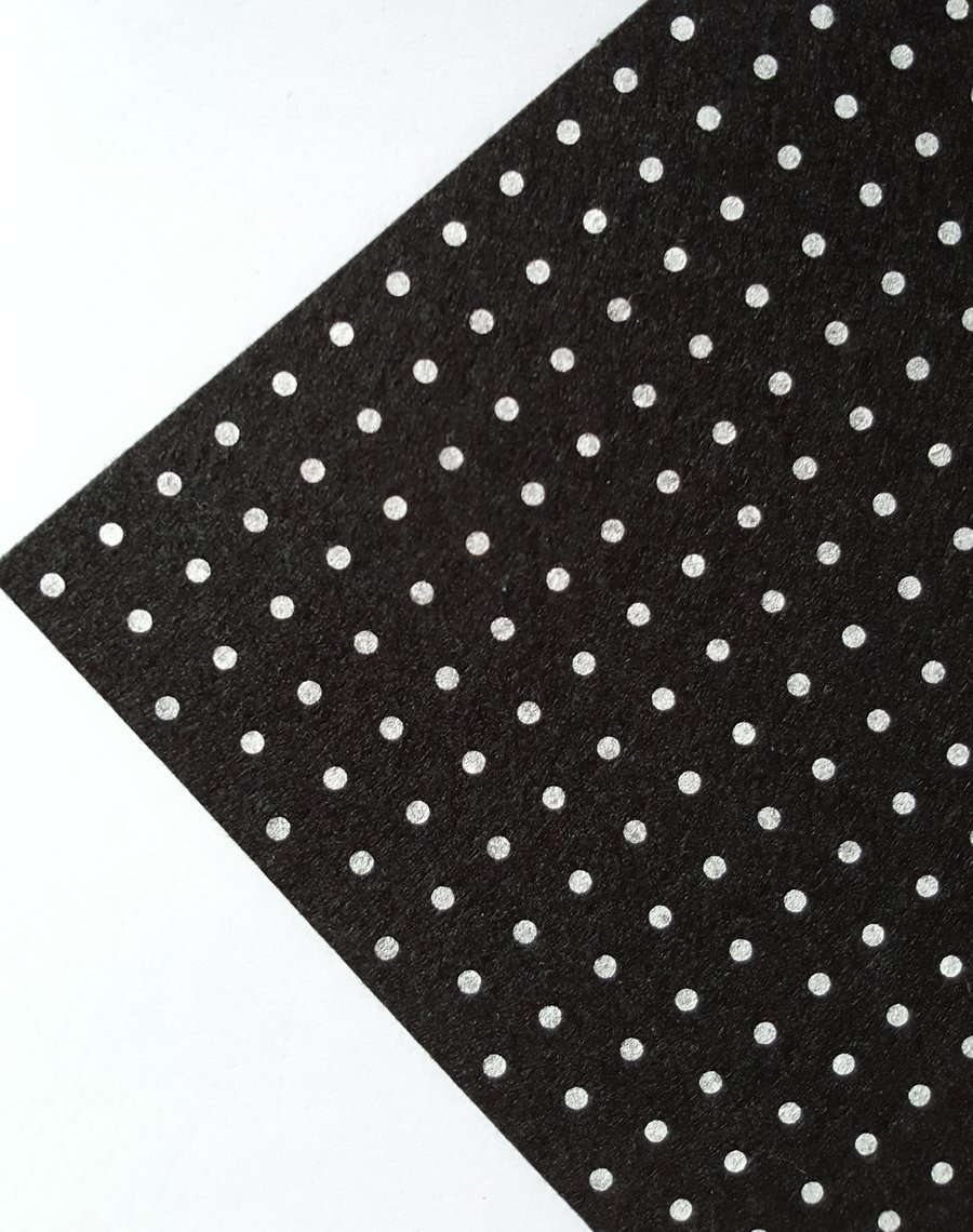 1 x Printed Felt Square - 12" x 12" - Polka Dot - Black 