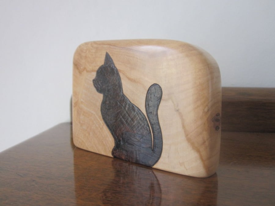 Spalted Sycamore Ornament with Cat Design