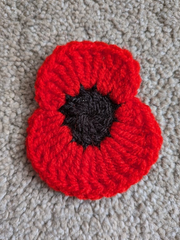 Small Crochet Poppy Brooch