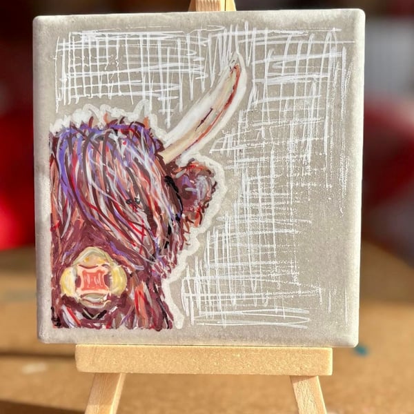 Highland Cow Decorative Art Tile – Handcrafted Drawing on Tile with Stand