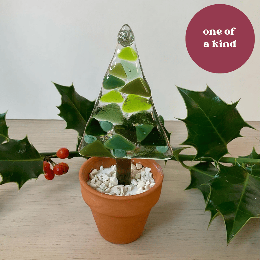 Fused glass christmas tree in pot