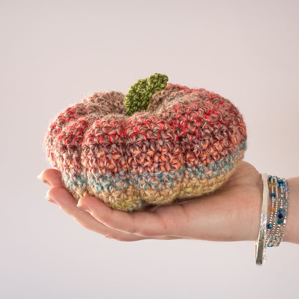 Cute crochet pumpkin decoration in premium acrylic yarn