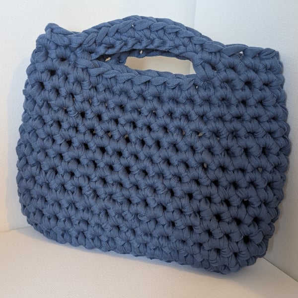 Handmade crochet bag made with navy t-shirt yarn 
