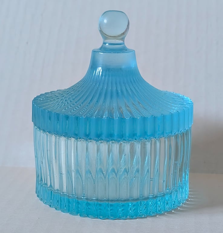Small Fluted Blue Coloured Resin Jar