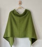 Poncho moss green soft merino lambswool  - Image 2