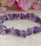 Amethyst chip stretch gemstone bracelet with dragonfly charm - Image 3