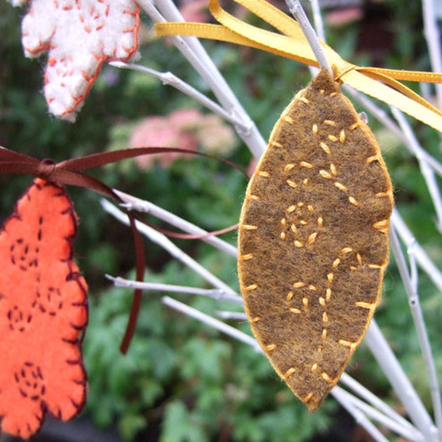 Little Autumn Leaves