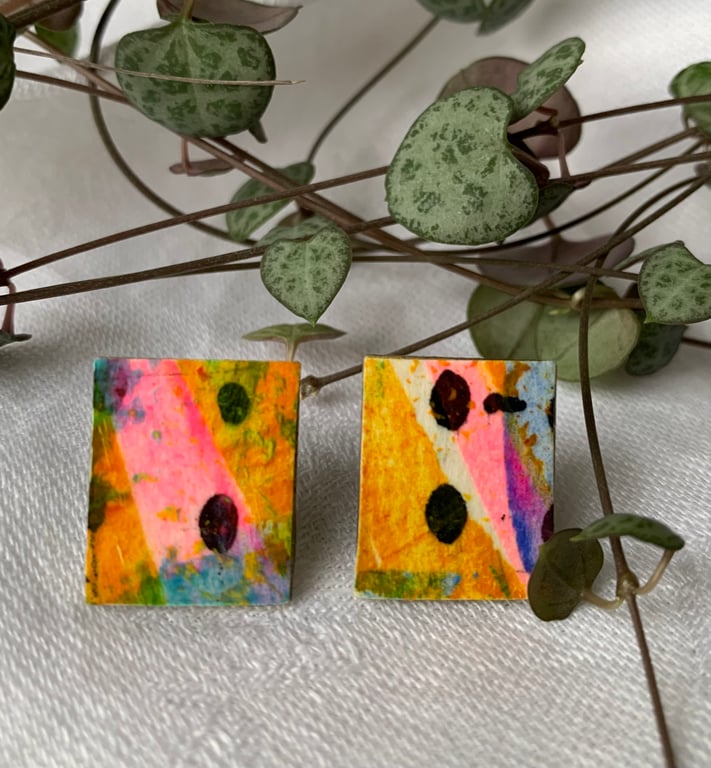 Stainless steel post earrings 