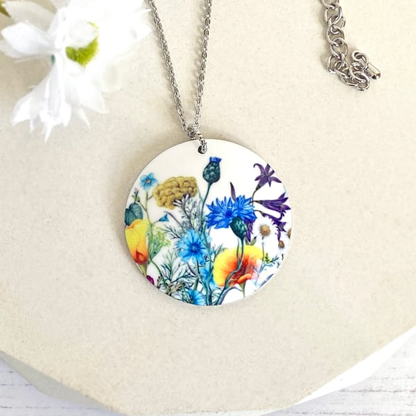 Wild flowers necklace, 32mm floral disc pendant, on a fine chain. (752)