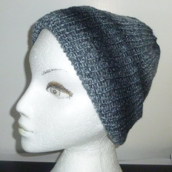 ADULT machine knitted Beanie hat ( ref FA 500 A4)