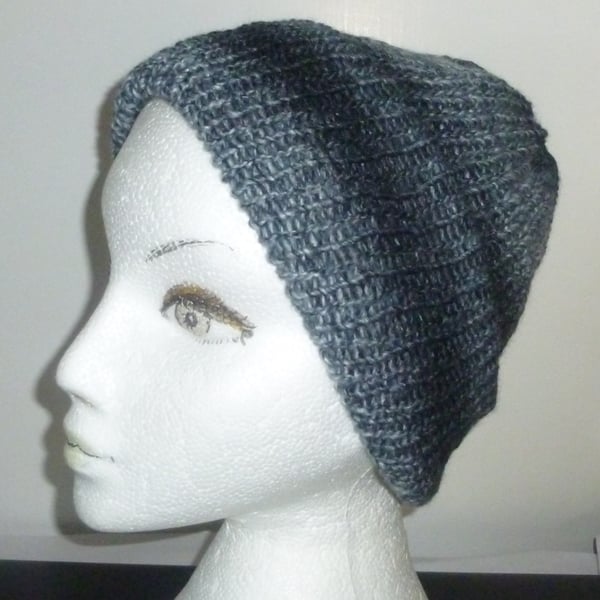 ADULT machine knitted Beanie hat ( ref FA 500 A4)