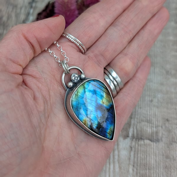 Silver and Blue Flash Labradorite Teardrop Gemstone Necklace