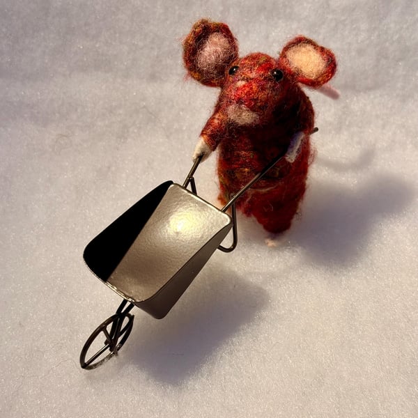 Felted mouse - Dark red fur, available with or without wheelbarrow