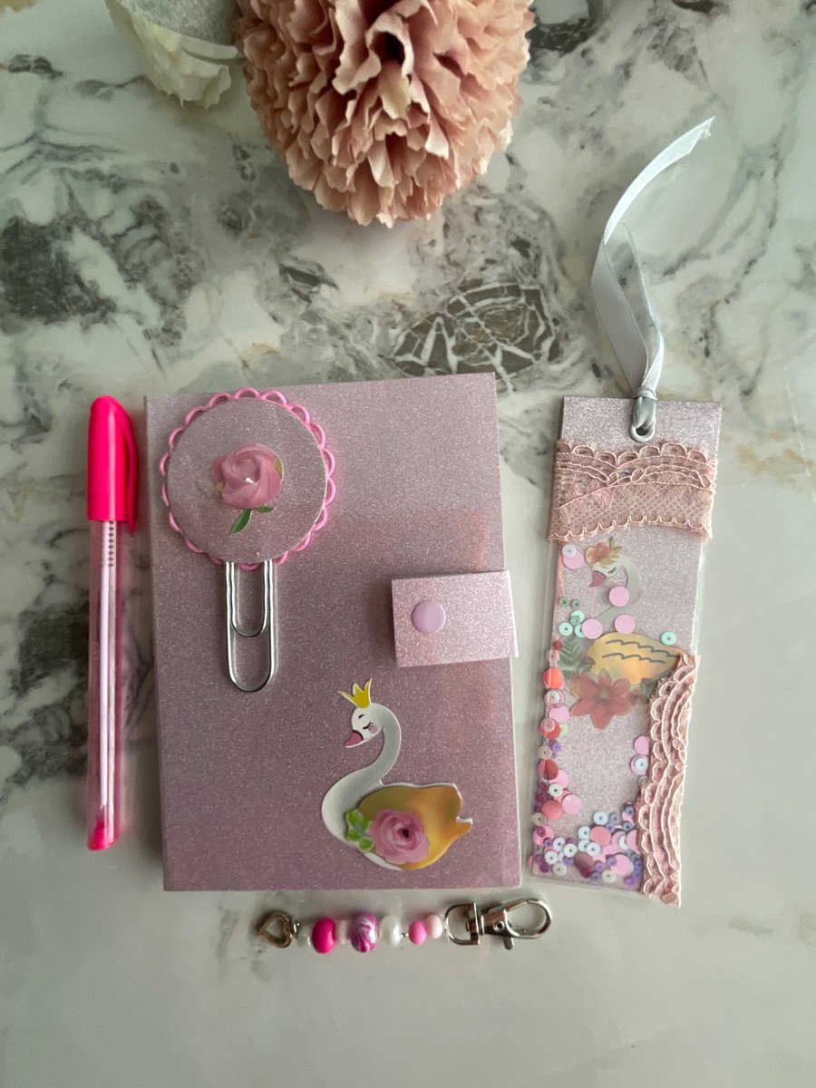 Charming, glittery swan stationery set with matching accessories.