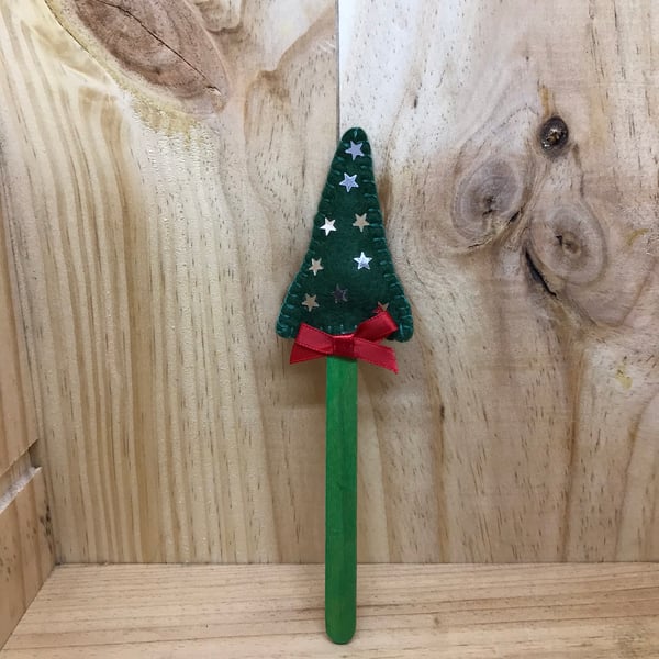  Christmas Tree Bookmark. (053)
