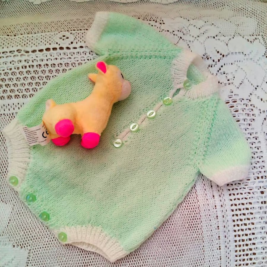 Babys Short Sleeved Romper Suit For a Boy or Girl, Gift Ideas for Baby