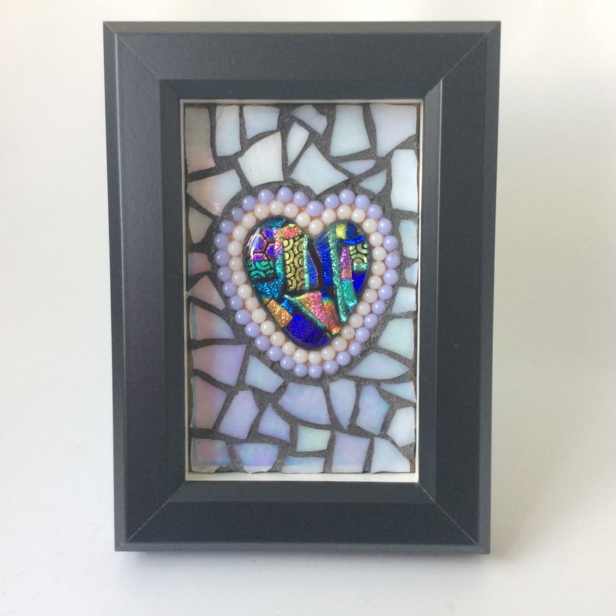 Mosaic framed heart  (0480)