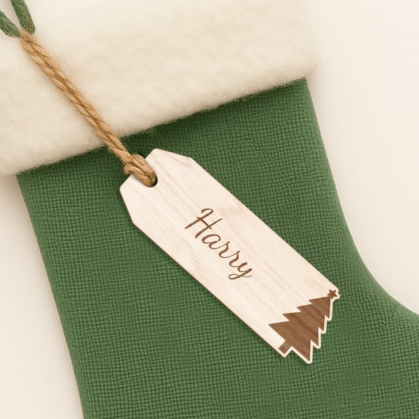 Personalised Wood Christmas Tag – Tree: Custom Name Gift Tag for Stocking