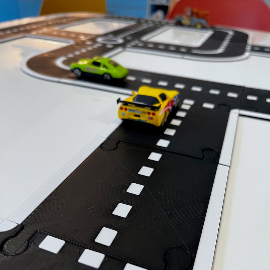 Table Top Toy Car Road Track - Imagination building toy - Ideal birthday gift