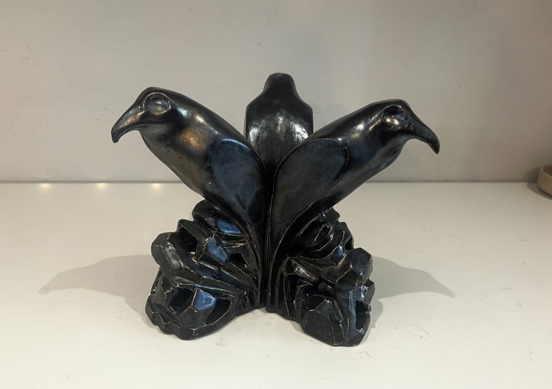 Gothic raven trio pedestal sculpture . 36cm x 21cm