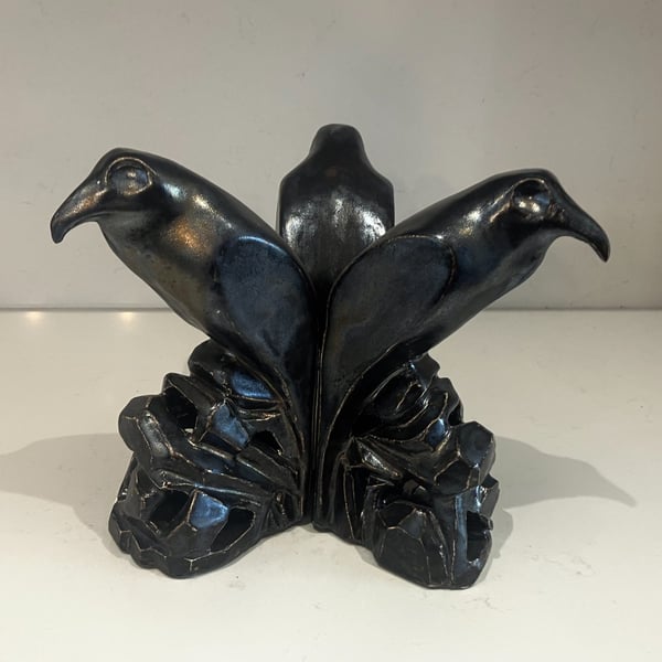 Gothic raven trio pedestal . 36cm x 21cm