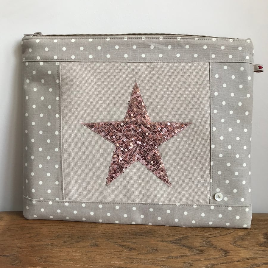 Large zip organiser pouch iPad case