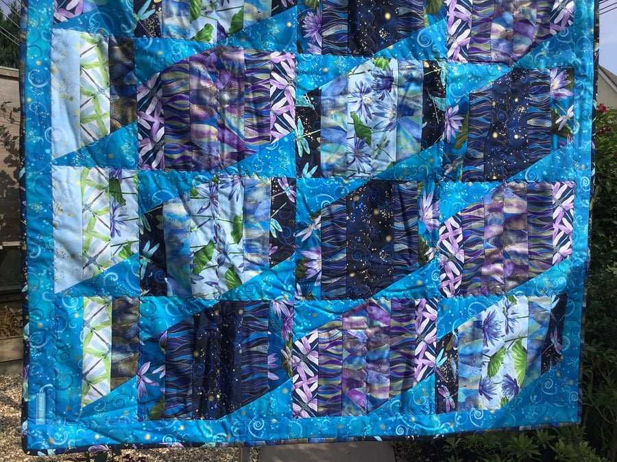 Dragonfly lap quilt