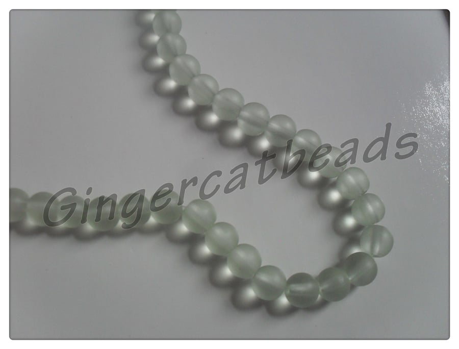 250 x Frosted Glass Beads - Round - 8mm - Clear