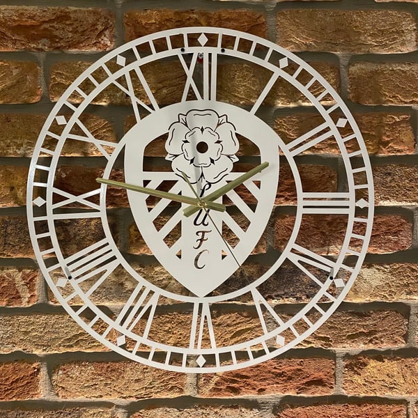 Steel Wall Clock Leeds Football Fan Art Home Decor Wall Clock Perfect for GiftPr