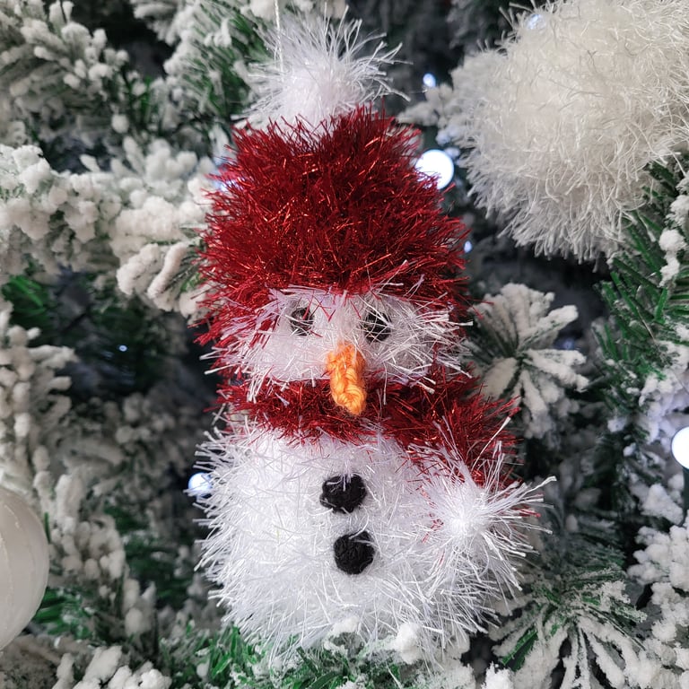 Snowman Tree Decoration - Blizzard the snowman a perfect addition to your tree.